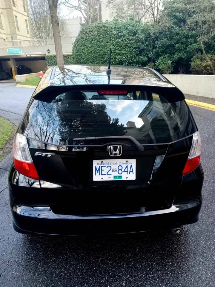 2014 Honda Fit Sport - Black, Auto, Fuel Efficient - photo 4