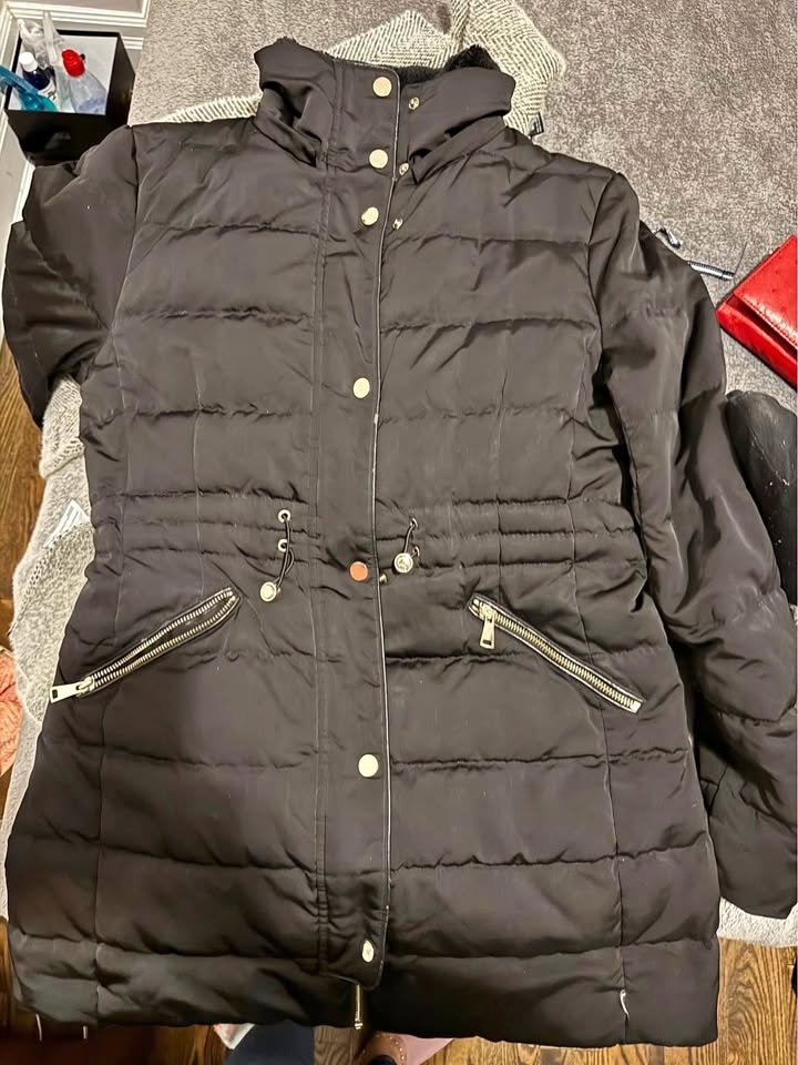 Zara Black Down Hooded Puffer Jacket Size M