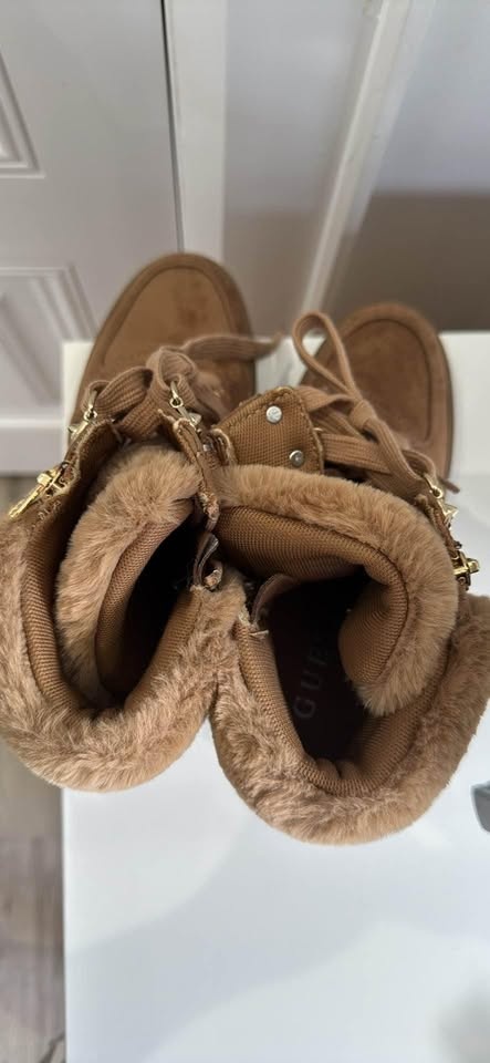 Guess Women's Boots - Size 7 - photo 3