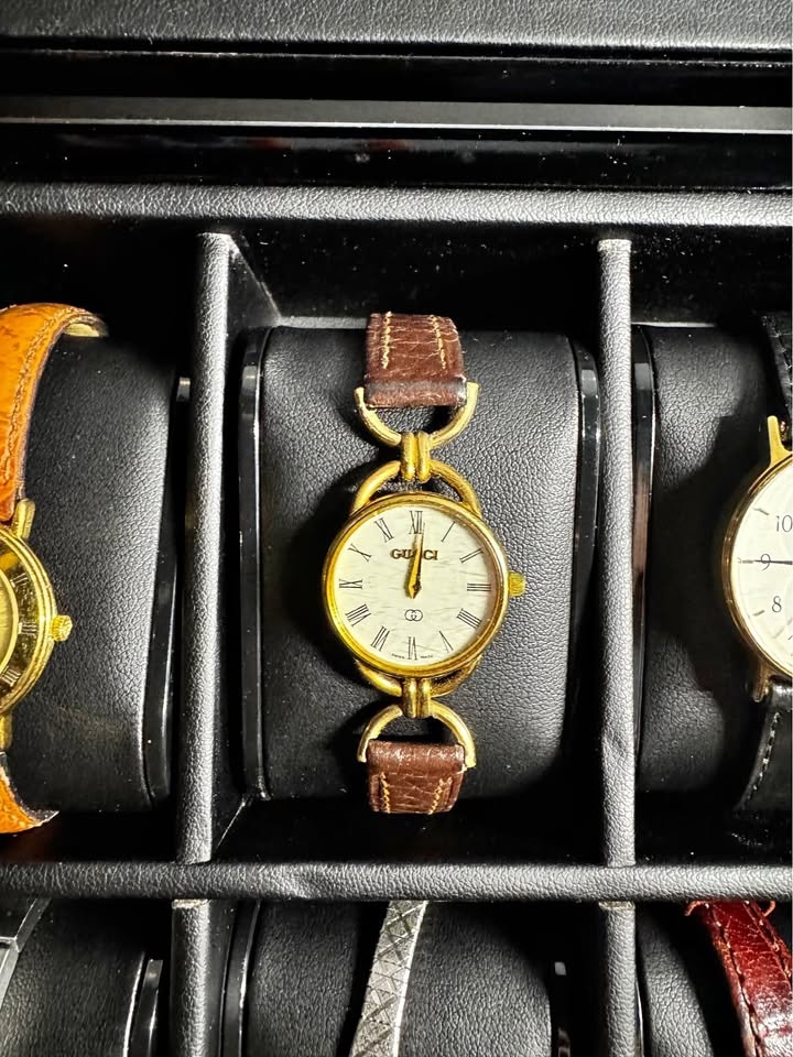 Vintage Gucci 6000L Quartz Watch