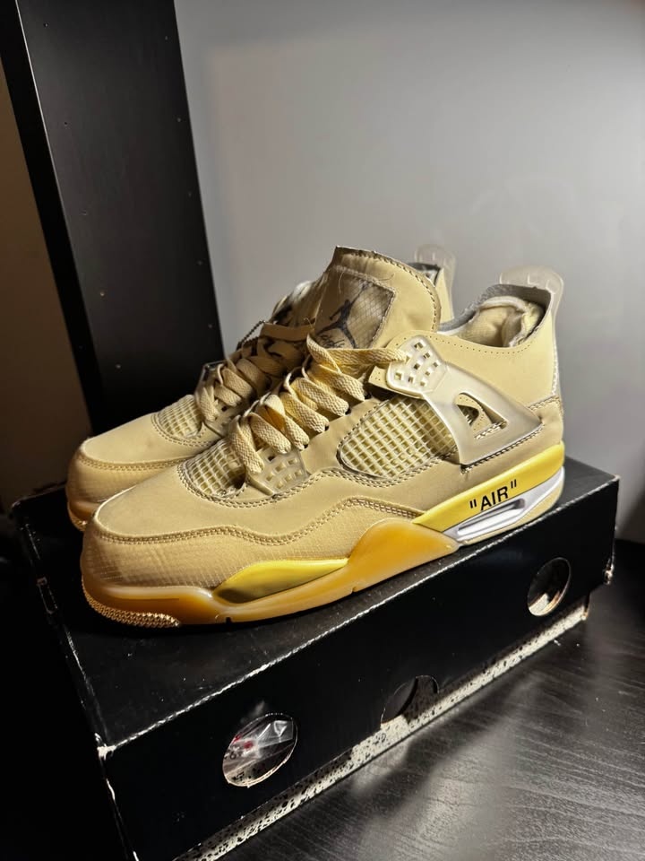 Jordan 4 Off-White, Size 9 - photo 2