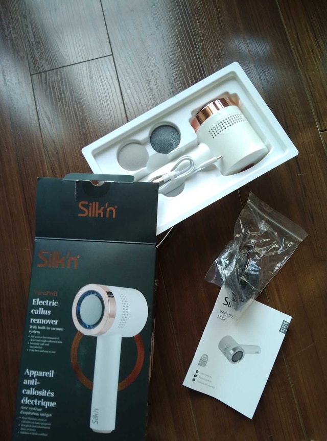 Silk’n VacuPedi Electric Callus Remover – New in Box