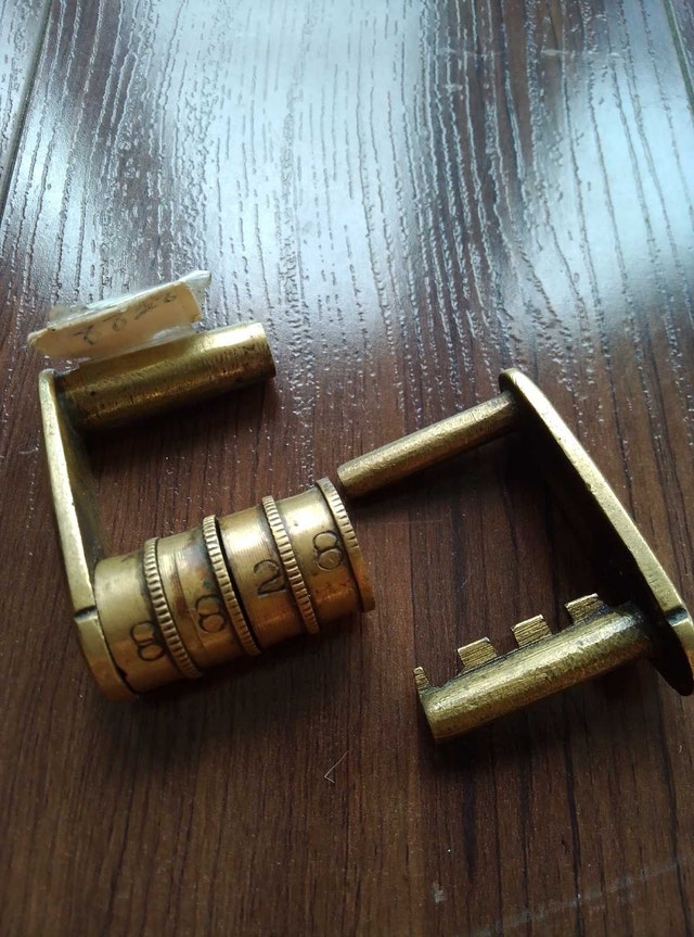 Rare Vintage Arrow Flyer 74 Combination Lock - photo 3