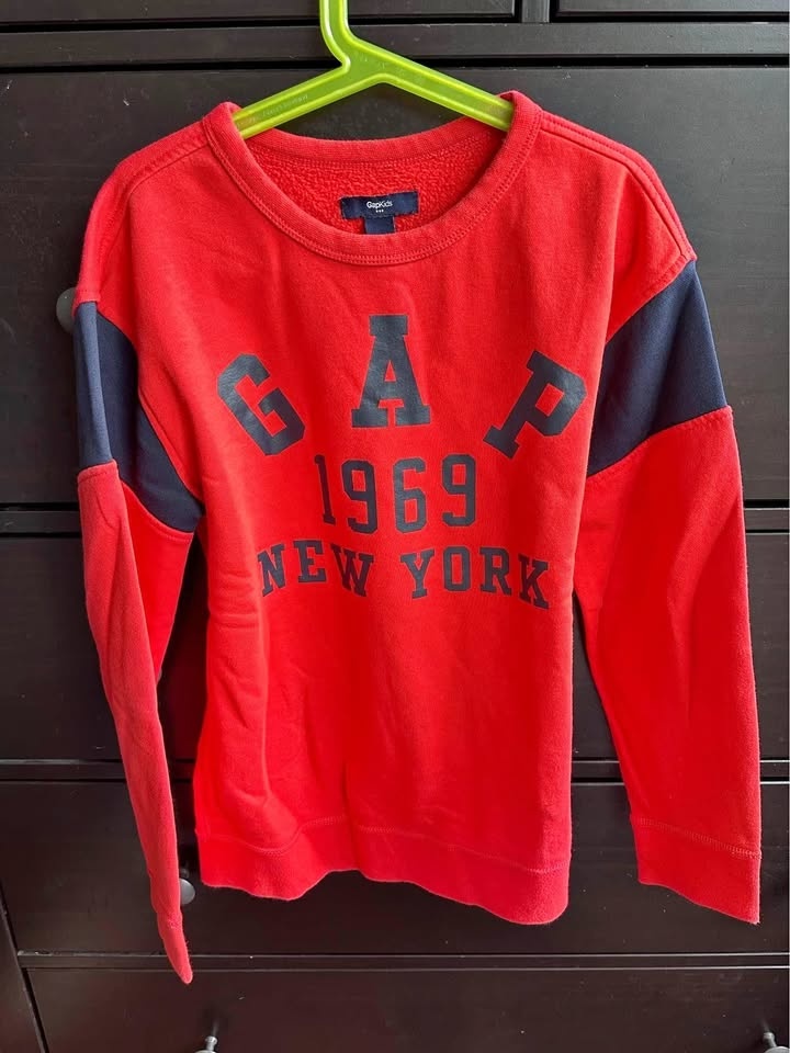 Two - Boys Gap Crewneck Sweatshirts - Age 10-11, Large