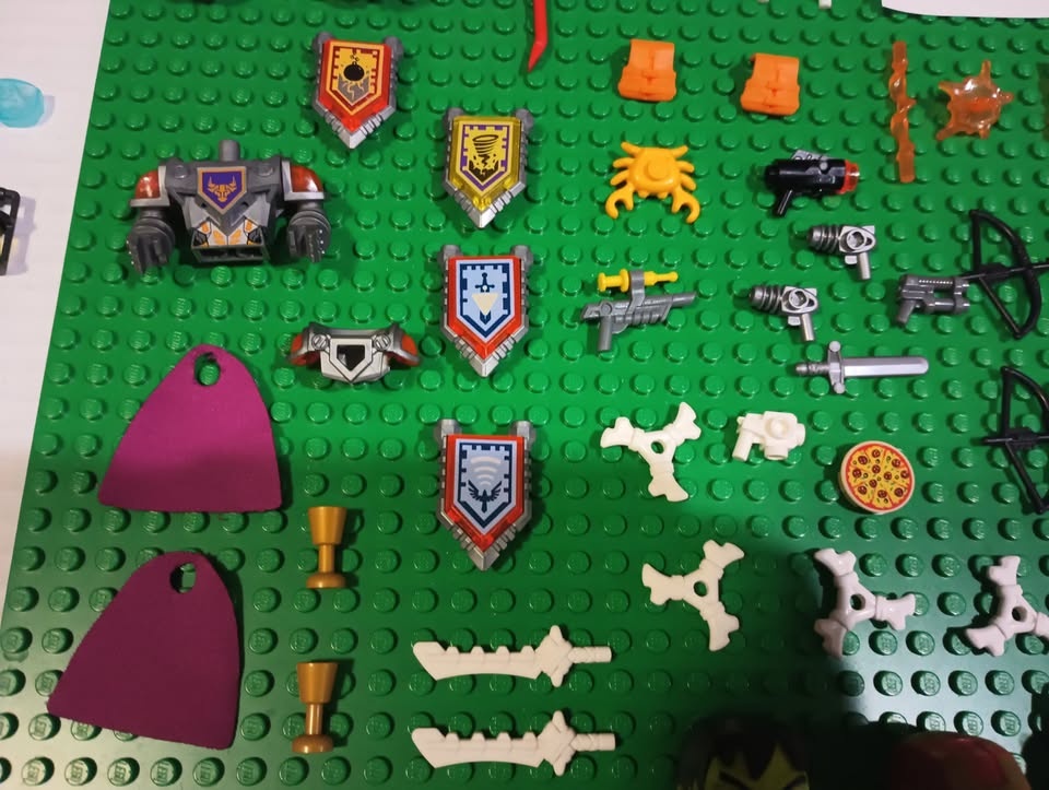Lego Minifig Accessories and Parts Lot - photo 4