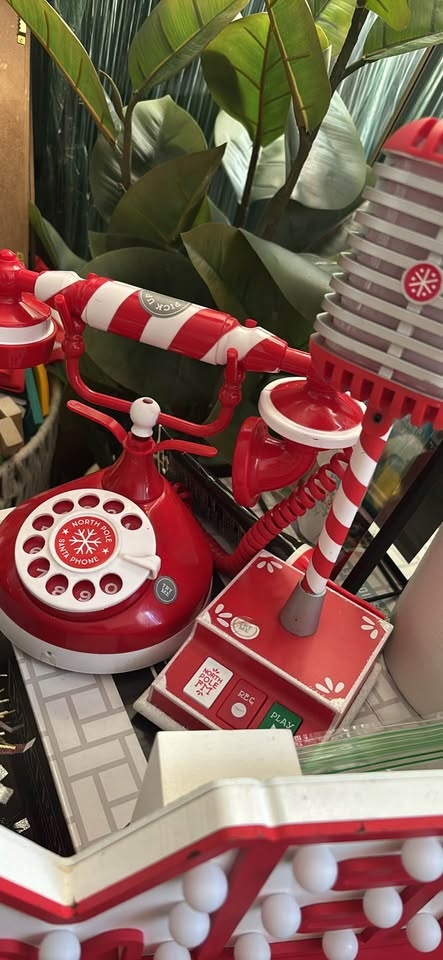 6ft Christmas Tree & Decorations - photo 3