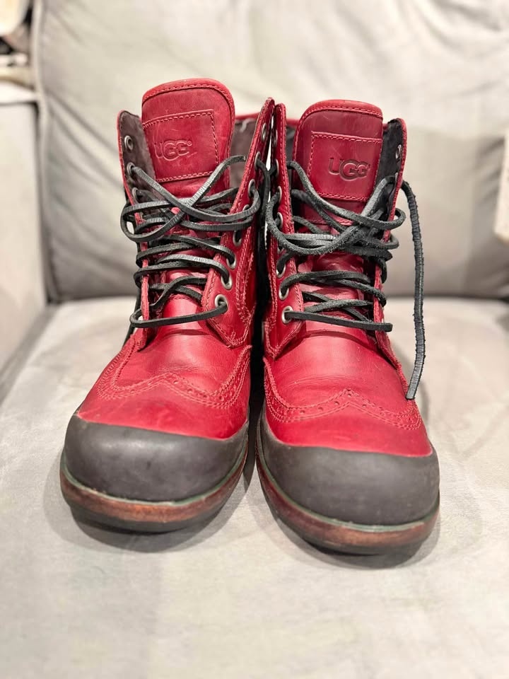UGG Brandon Crimson Waterproof Leather Boots. Size 8 Men