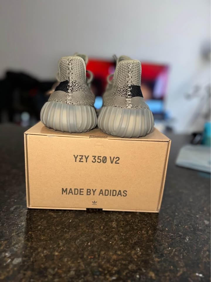 adidas Yeezy Boost 350 V2 Granite Size 8.5 - photo 4