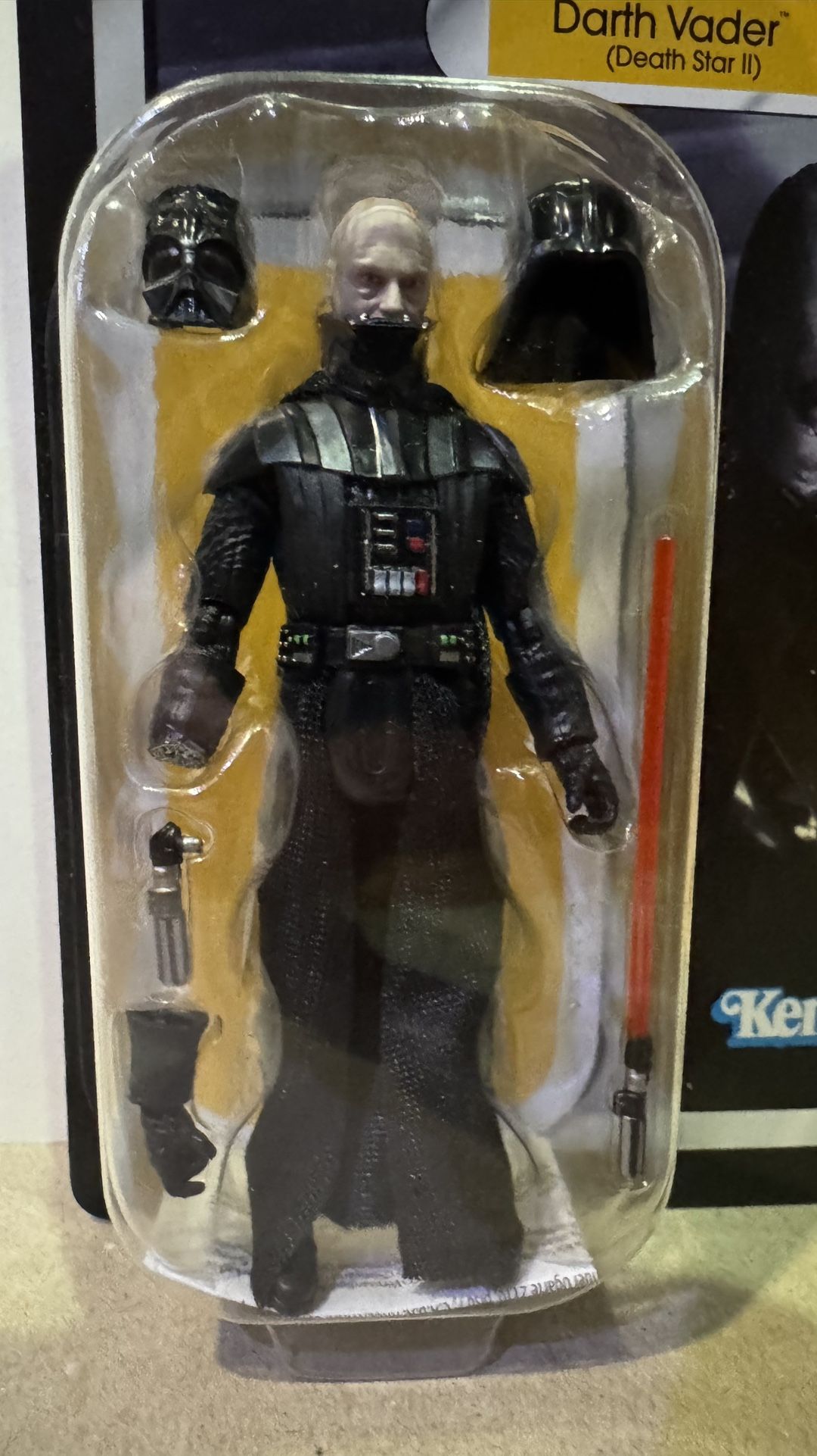 Hasbro Star Wars Vintage Collection Darth Vader 3.75" Figure - photo 3