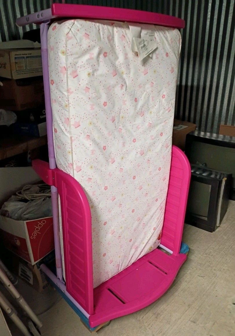 Delta Children Toddler Bed - Disney Hot Pink
