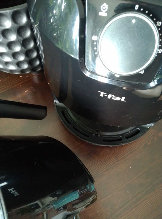 T-fal Air Fryer - photo 3