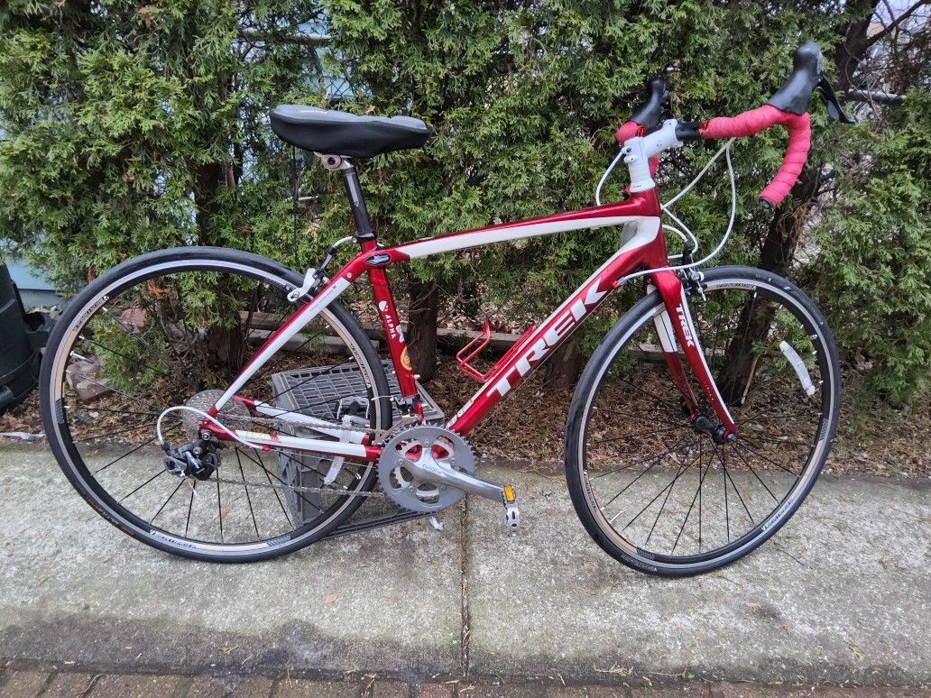 Trek Lexa SLX 53cm Road Bike - Red/White