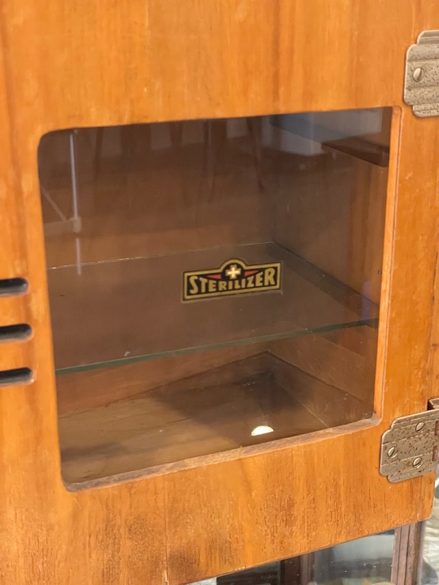 Antique Medicine Cabinet vintage - photo 2