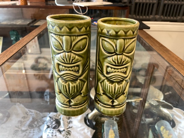 2 Rare Green Tiki Mugs Orchids of Hawaii Vintage - photo 2