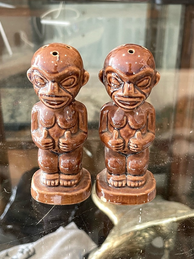 Rare Kon-Tiki Salt & Pepper Shakers Retro Vintage Mug
