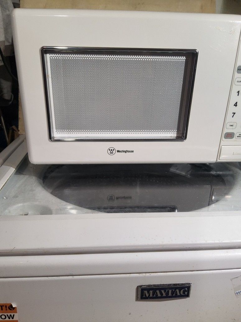 Westinghouse Compact Microwave - Vintage, Great Quality - photo 2