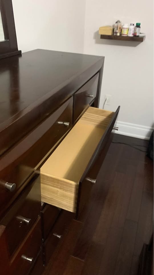 Dark Wood Dresser with Mirror – 9 Drawers - photo 3