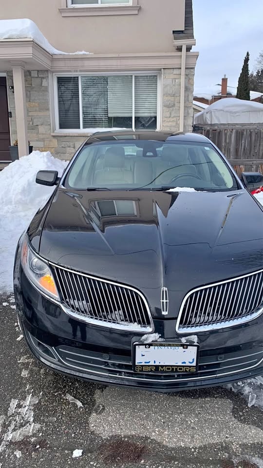 2014 Lincoln MKS
