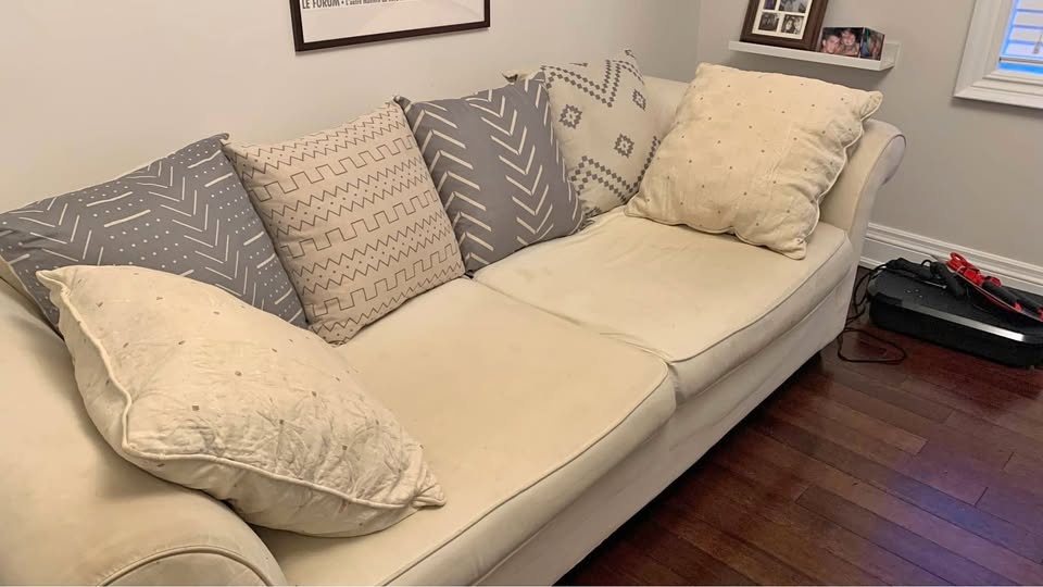 Ivory Pull-Out Sofa Bed - Full Size