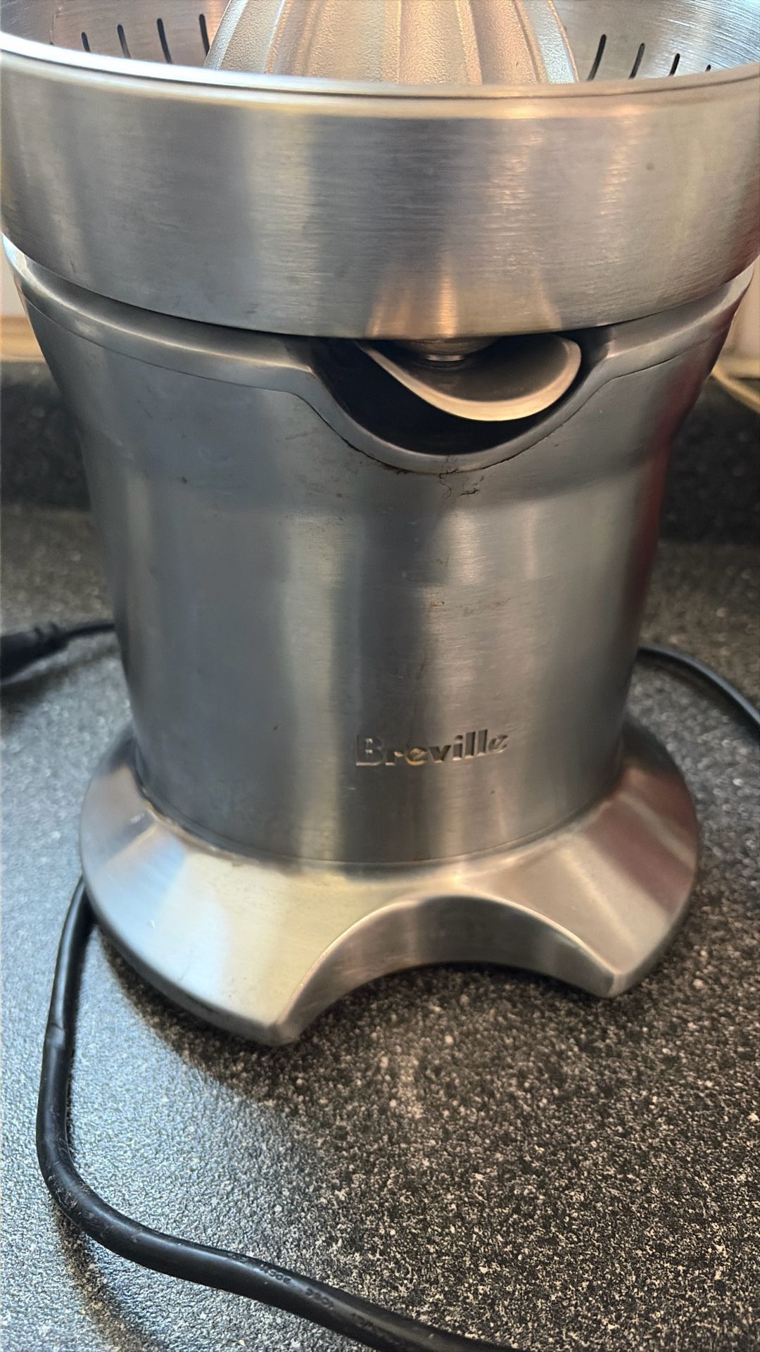 Brewville Citrus Juicer - photo 2