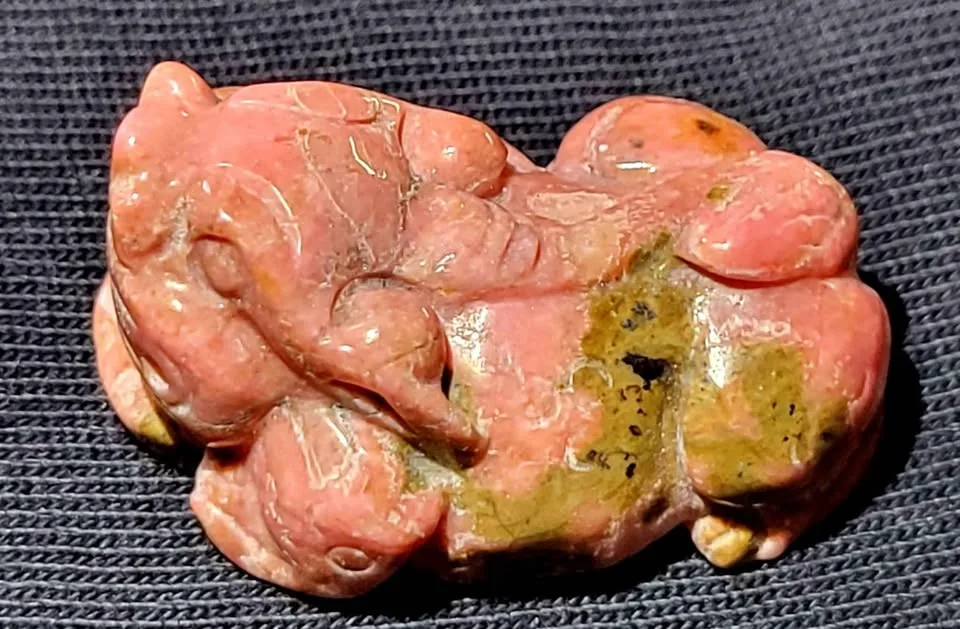 Natural Carved Rhodochrosite Pixiu image indicator(5)