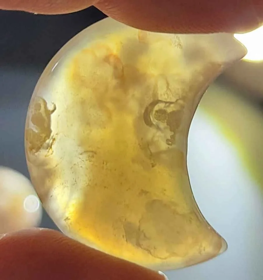 Crystal half moons image indicator(5)