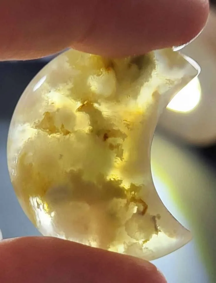 Crystal half moons image indicator(7)