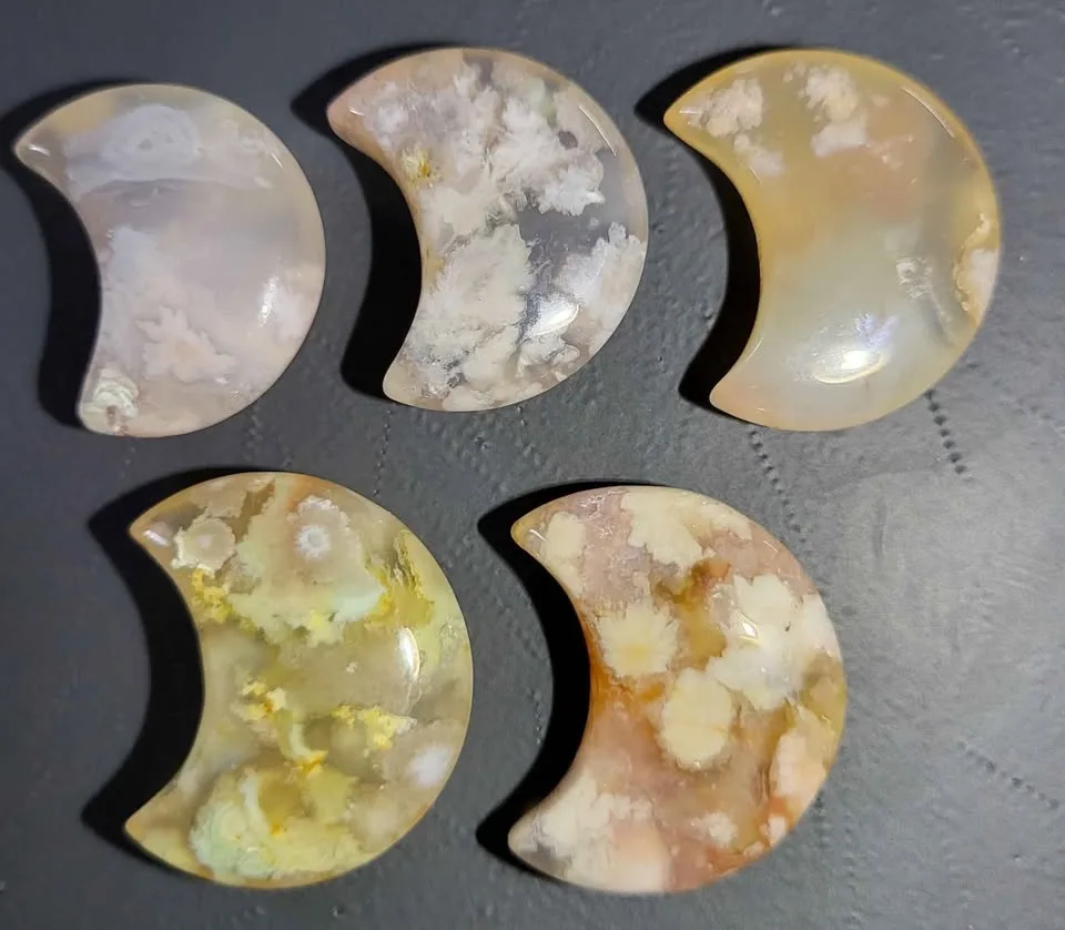 Crystal half moons image indicator(8)