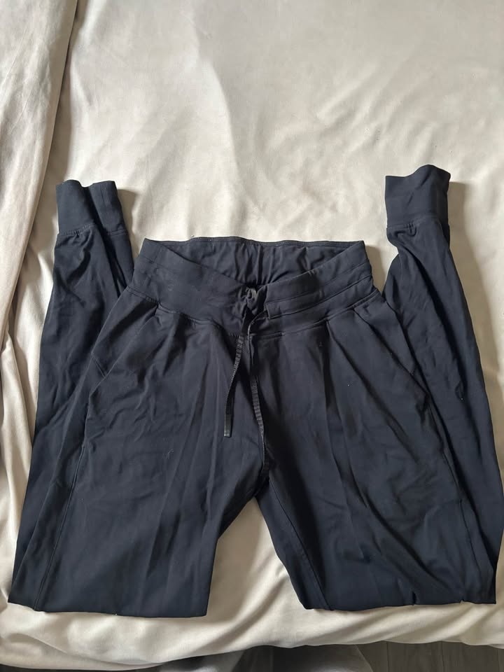 Black Athletic Pants (Lululemon Dupe) - photo 2