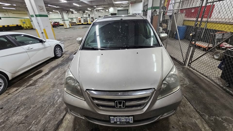 2007 Honda Odyssey Touring - photo 3