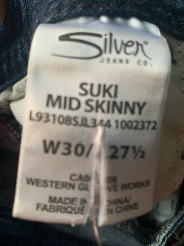 Silver Suki Mid-Skinny Jeans - Size 30/27.5 - photo 3