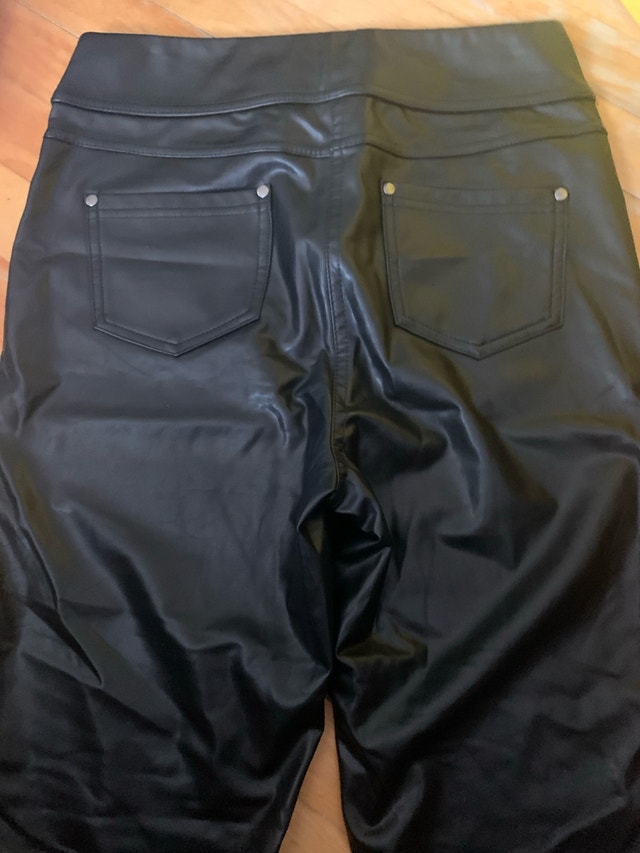 Laundry by Shelli Segal Faux Leather Pants - Women's Medium - photo 2