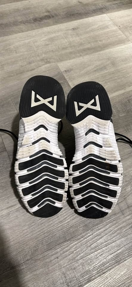 Nike Free Metcon Black Sneakers Size 8.5 - photo 2