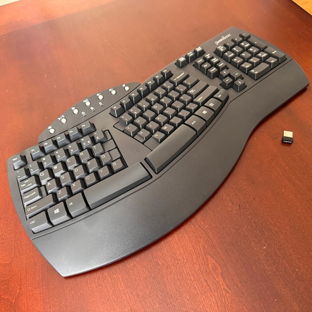 Perixx PERIBOARD-612 Wireless Ergonomic Split Keyboard - photo 2