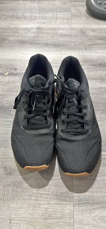 Reebok Floatride Energy Black Gum Sole Sneakers size 11