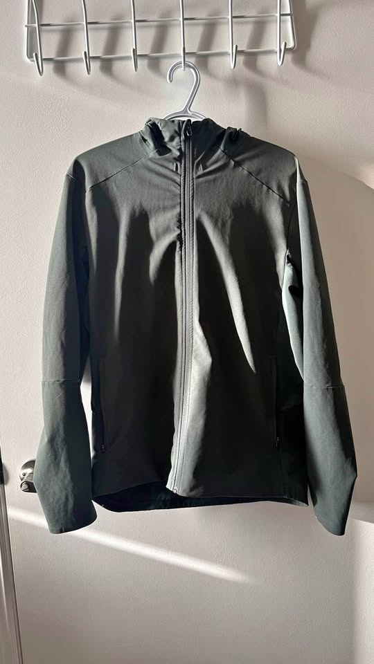 Lululemon Hooded Full Zip Jacket Dark Green