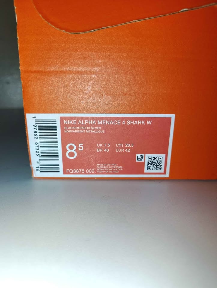 Like new Nike Alpha Menace 4 Shark Football Cleats - Size 8.5 - photo 2