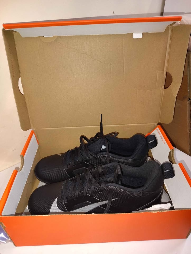 Like new Nike Alpha Menace 4 Shark Football Cleats - Size 8.5 - photo 3