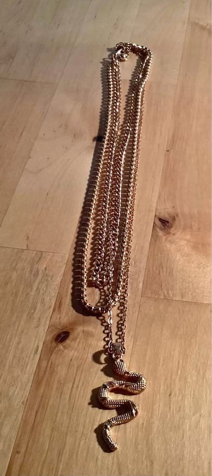 Snake necklace