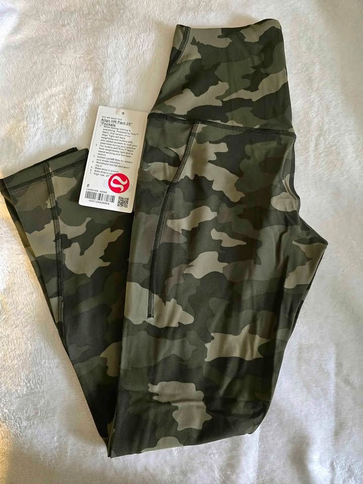 Lululemon Align HR Pant 25" Camo Size 6