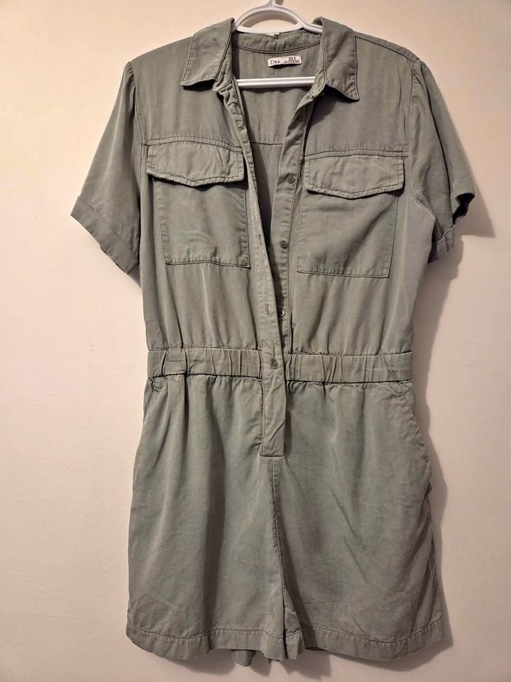 Dex Olive Khaki Green Tencel Romper M