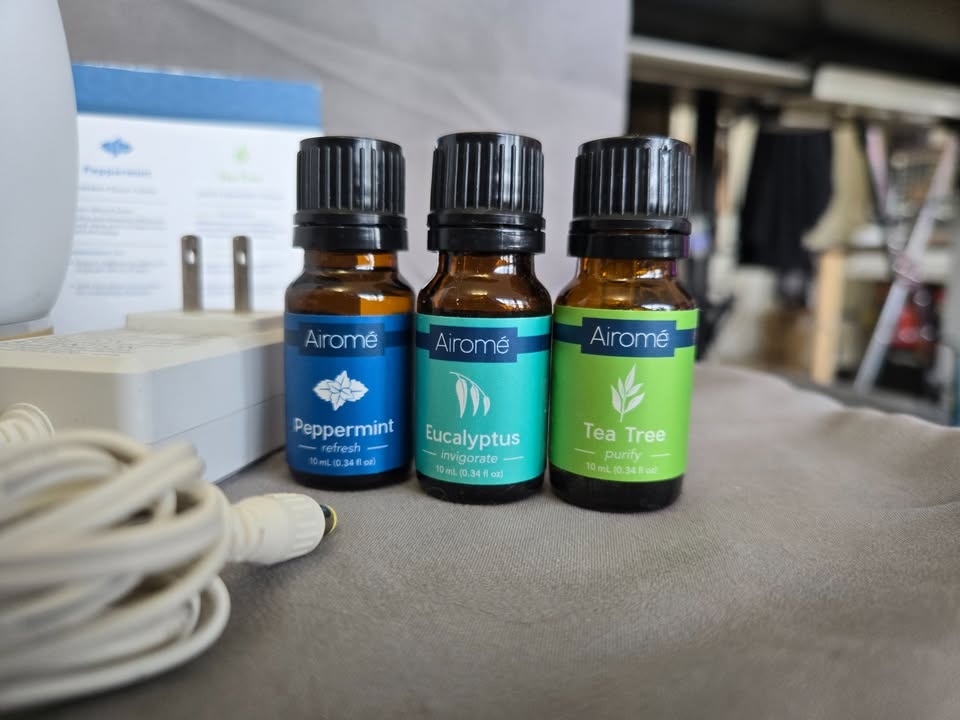 Serene House Essential Oil Diffuser & 7-Oil Starter Set - photo 3