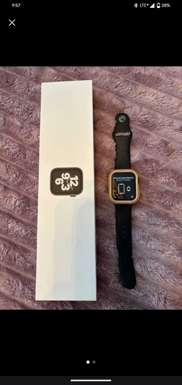 Apple Watch SE 44MM GPS - 1st Gen - photo 3