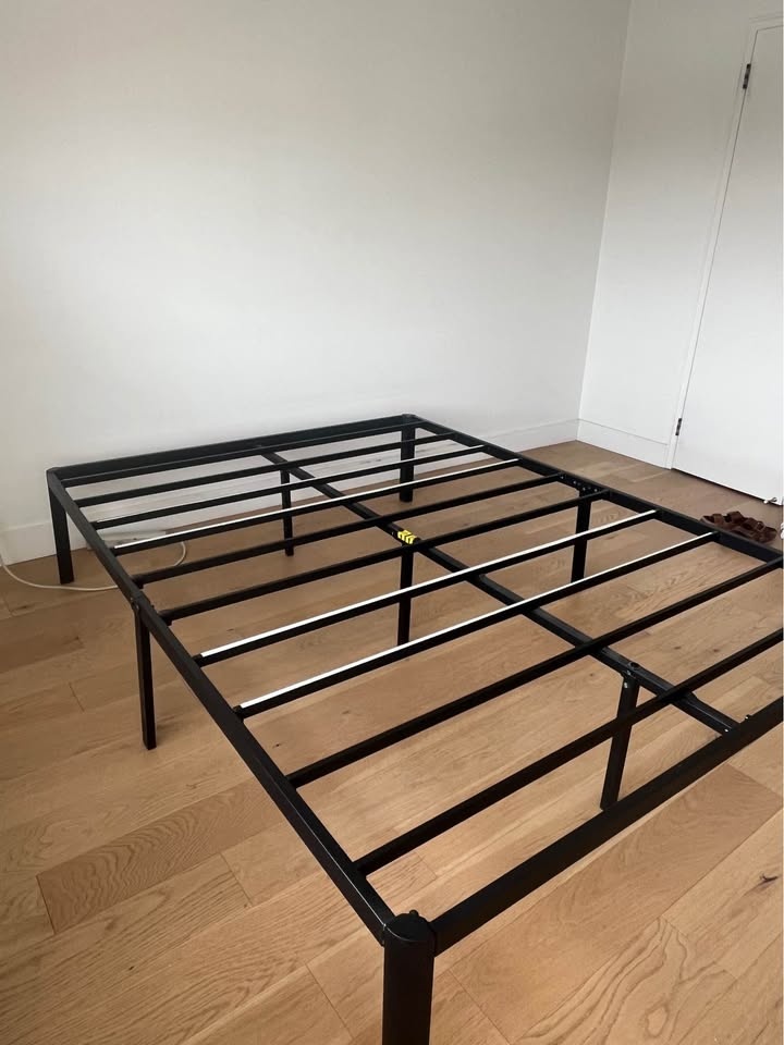 Black Queen Size Minimalist Bed Frame - photo 5