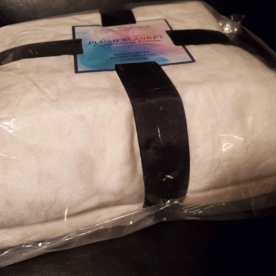 Plush Blanket (Queen/Double) - photo 4