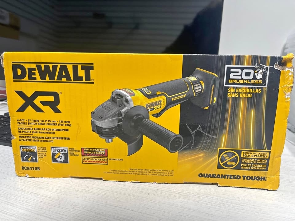 DEWALT 20V MAX XR Brushless 4.5-5 in. Angle Grinder (Tool Only)