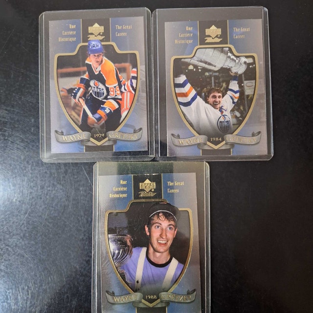 NHL - Wayne Gretzky McDonald's Upper Deck Cards & Magazine - photo 4