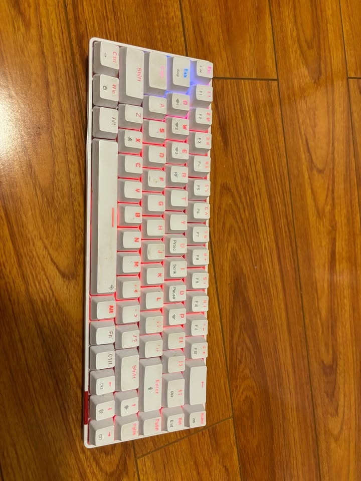 Wireless/Bluetooth Hotswappable RGB Mechanical Keyboard - photo 5