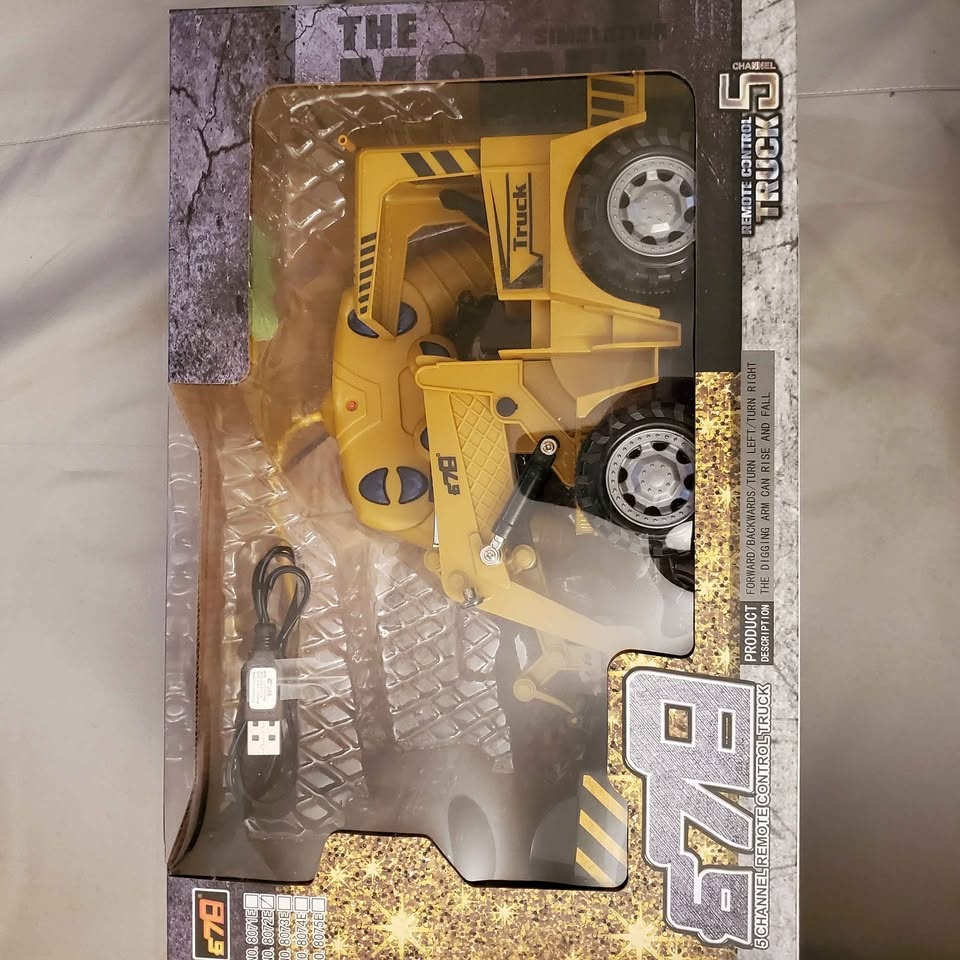 5 Channel Remote Control Truck - photo 4