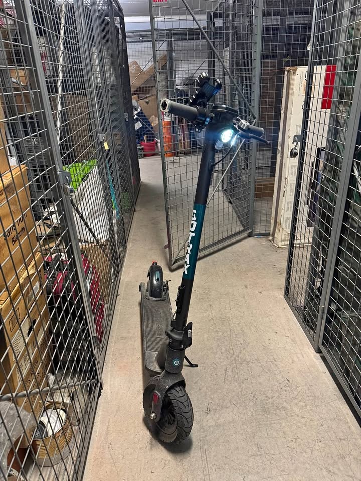 GoTrax Electric Scooter